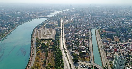 Adana Gezilecek Yerler: Kiralık Araba ile Adana Gezilecek Parklar ve Tarihi Yerler