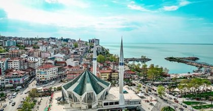 Akçakoca Gezilecek Yerler: Kiralık Araba ile Akçakoca Gezilecek Parklar ve Tarihi Yerler