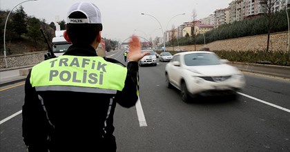 74/B Trafik Cezası Nedir? 74/B Trafik Ceza Maddesi Ne Kadar, Nasıl İtiraz Edilir? (2026)